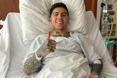 El mensaje del jugador Enzo Fernández tras su operación: "Voy a volver más fuerte que nunca"
