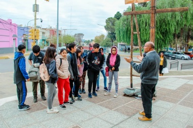 Promueven el conocimiento del patrimonio histórico y cultural de Jáchal a través de City Tour para estudiantes